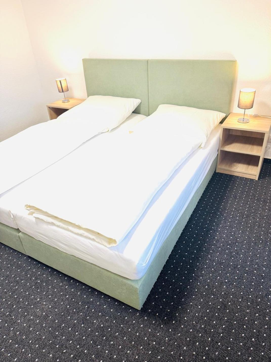 Hotel Am Weyerhof 케르펜 외부 사진